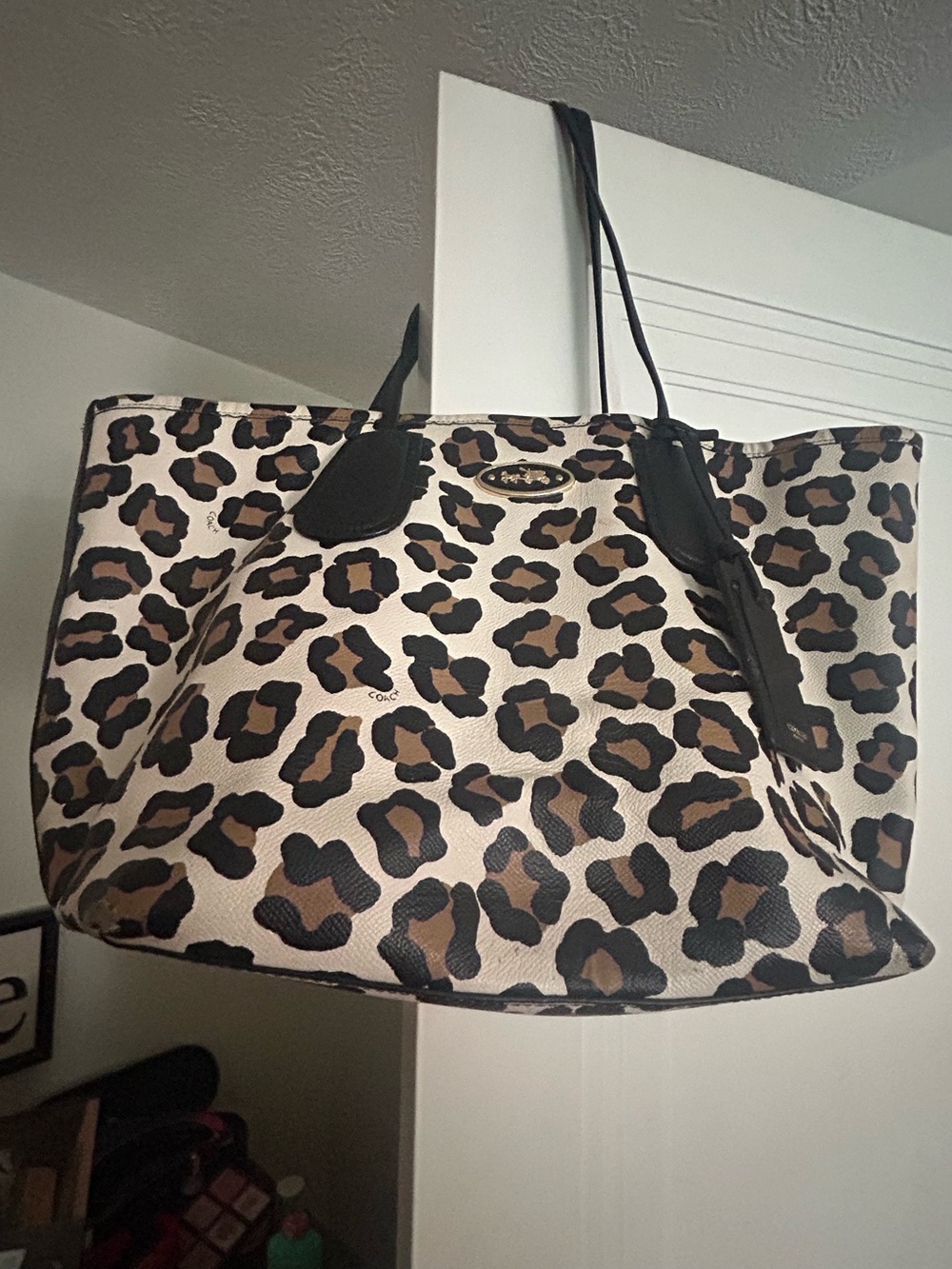Coach tote with wallet